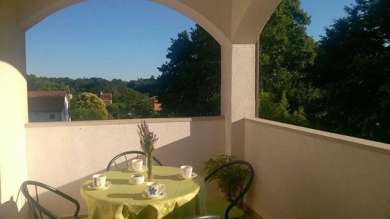 Apartment Irena Hotel Novigrad